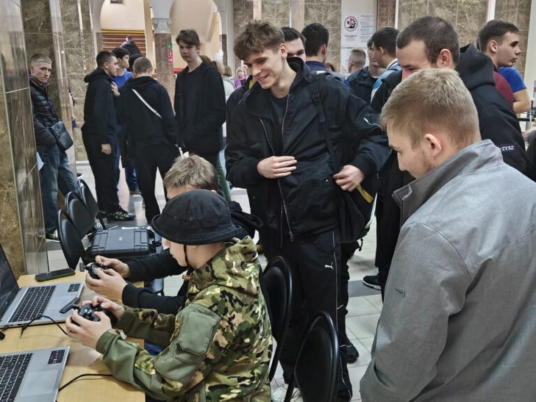 9qdxxz2eofh987gdkbtzibandqy6jpo9